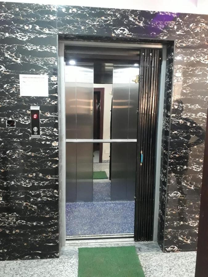 Goroomgo Hotel Uk Palace פורי מראה חיצוני תמונה
